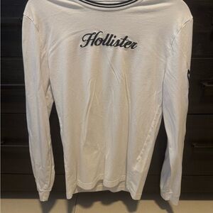 Hollister Men’s White & Navy Blue Long Sleeve Shirt